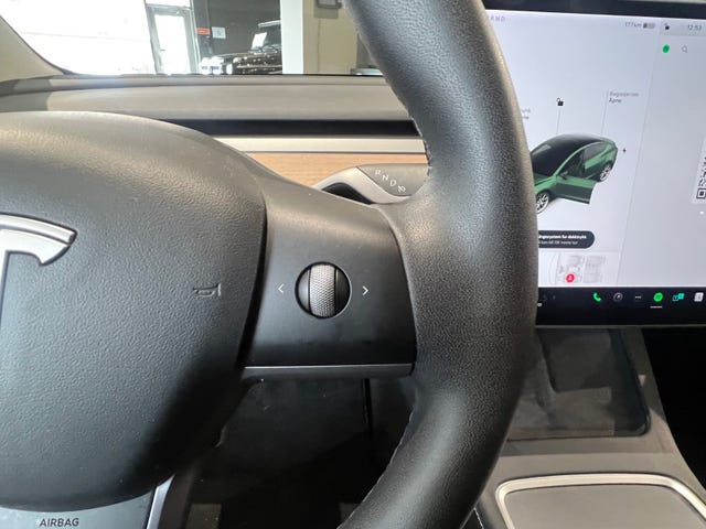 2021 TESLA MODEL 3 - 21