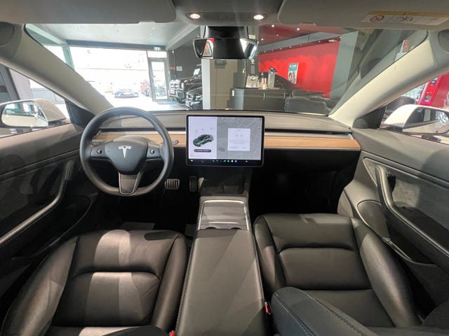 2021 TESLA MODEL 3 - 12