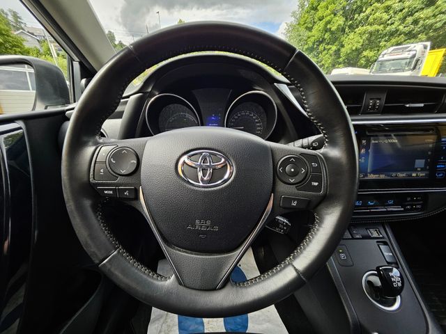 2017 TOYOTA AURIS - 20