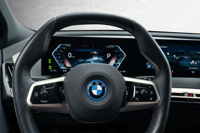 2023 BMW IX XDRIVE 40 - 11