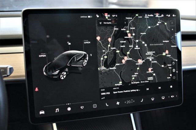 2019 TESLA MODEL 3 - 18
