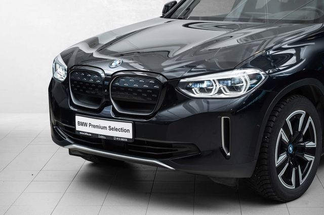 2021 BMW IX3 - 9