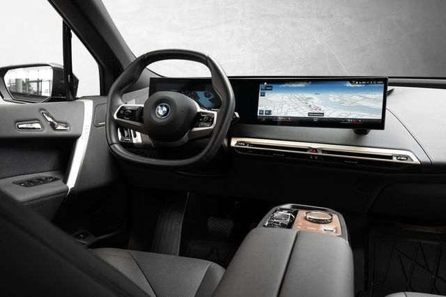 2023 BMW IX XDRIVE 40 - 23