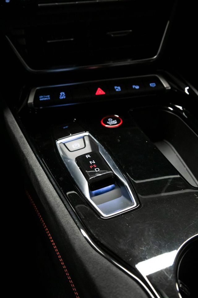2022 AUDI E-TRON GT RS - 10