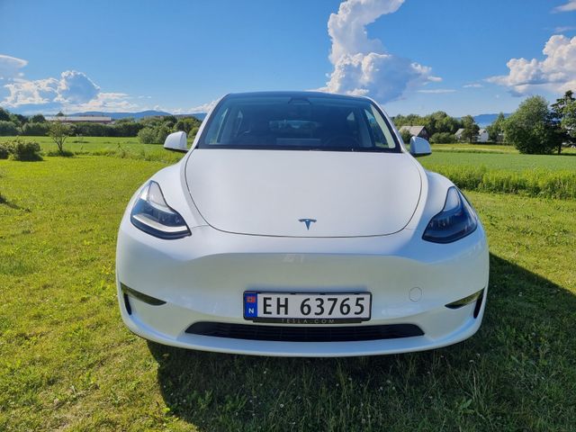 XP7YGCEK7RB419910 2024 TESLA MODEL Y-3