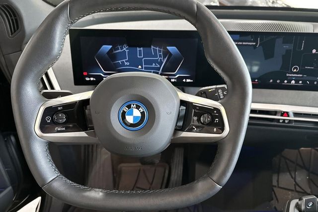 2024 BMW IX XDRIVE 40 - 11