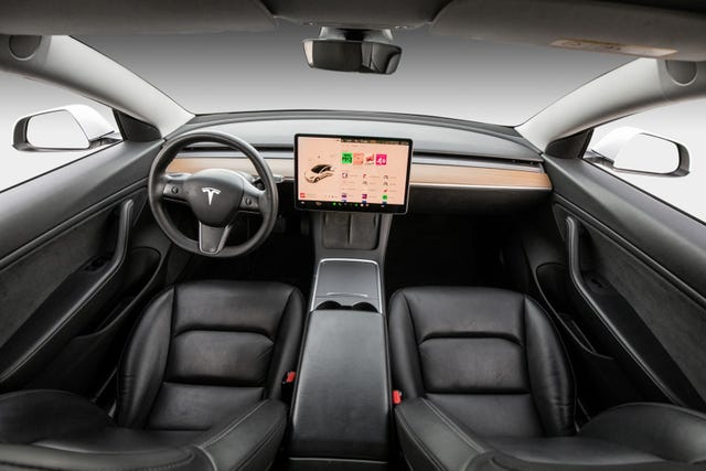 2021 TESLA MODEL 3 - 15