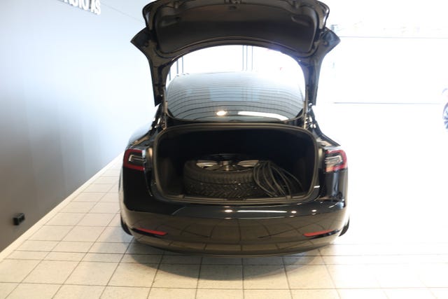 2019 TESLA MODEL 3 - 11