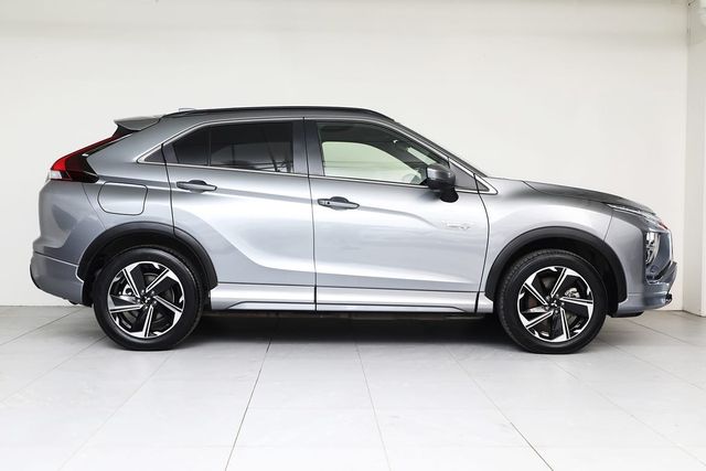 2021 MITSUBISHI ECLIPSE CROSS - 3