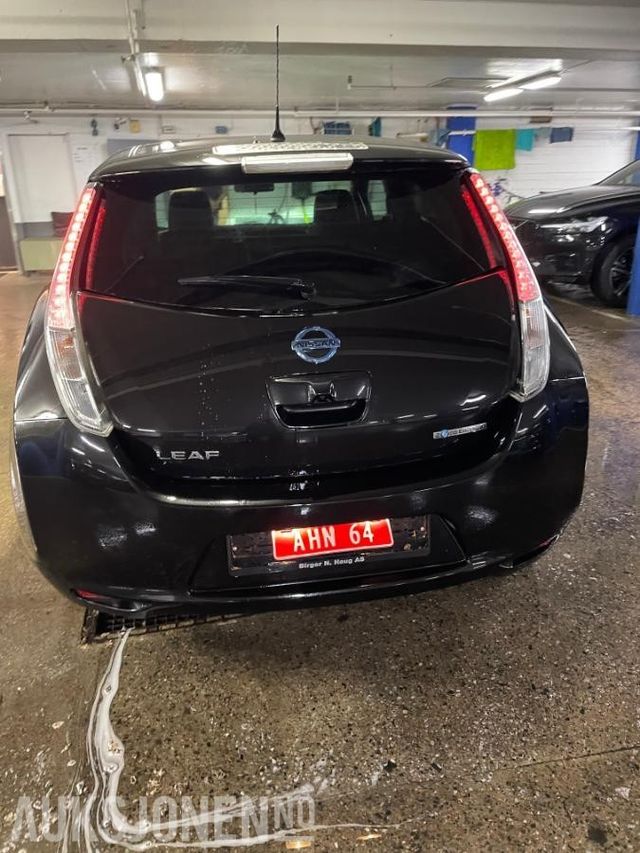 SJNFAAZE0U6054036 2017 NISSAN LEAF-5