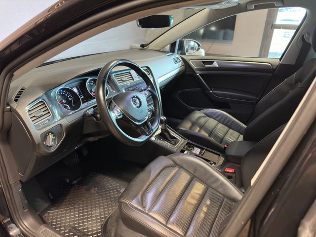 2018 VOLKSWAGEN GOLF - 14