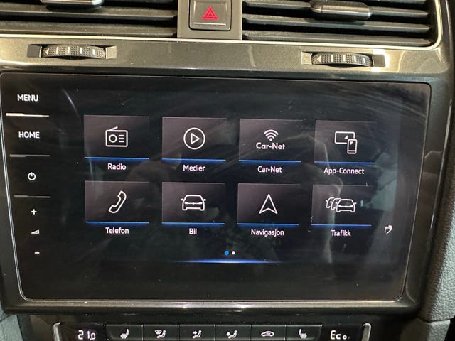 2018 VOLKSWAGEN GOLF - 30