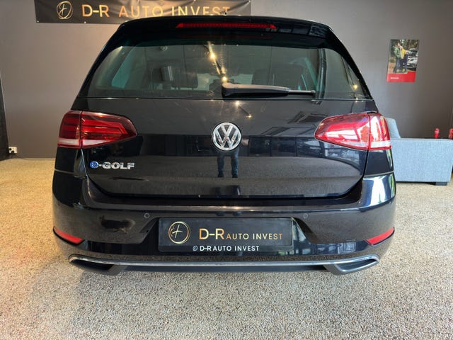 2018 VOLKSWAGEN GOLF - 9