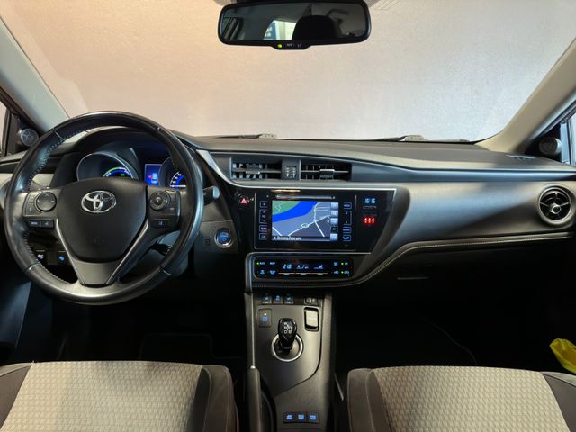 2017 TOYOTA AURIS - 20