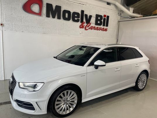 null 2015 AUDI A3-1