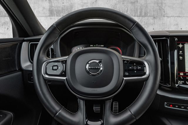 2021 VOLVO XC60 - 12