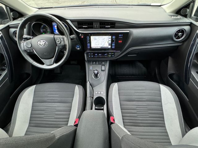 2016 TOYOTA AURIS - 9