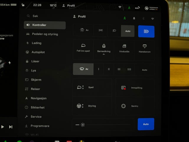 2022 TESLA MODEL 3 - 17