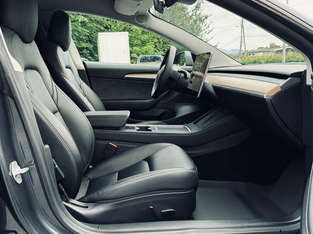 2022 TESLA MODEL 3 - 11