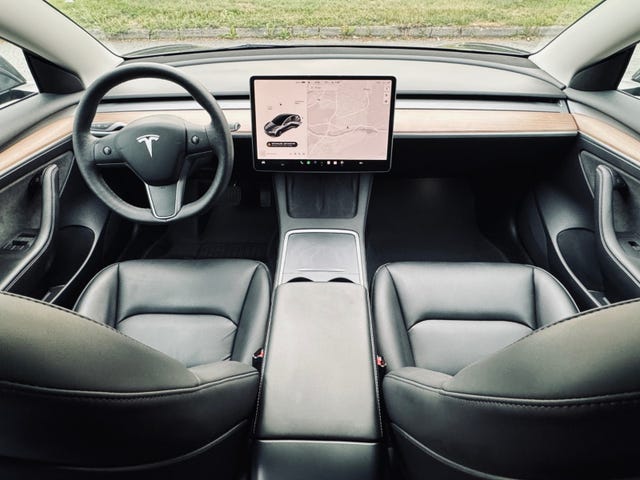 2022 TESLA MODEL 3 - 10