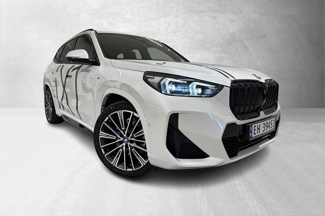 2023 BMW IX1 - 36
