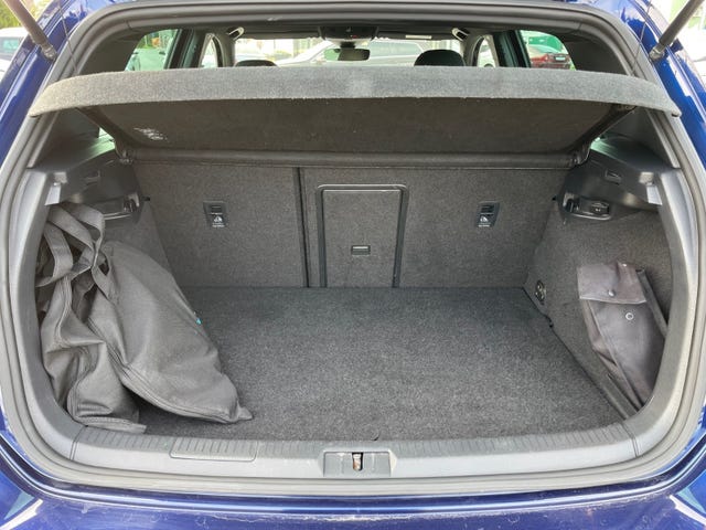 2018 VOLKSWAGEN GOLF - 23
