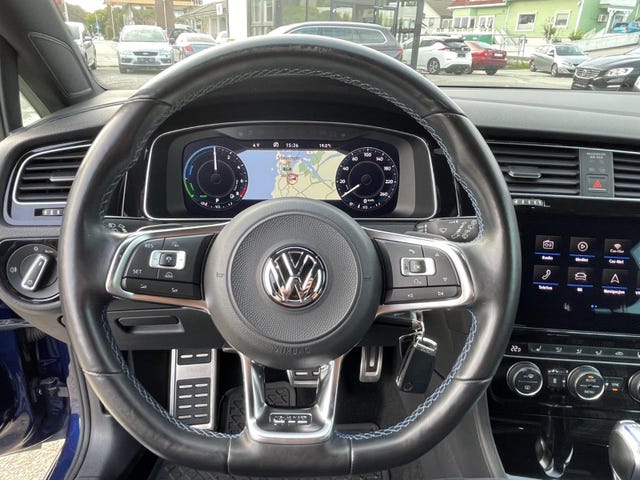 2018 VOLKSWAGEN GOLF - 11