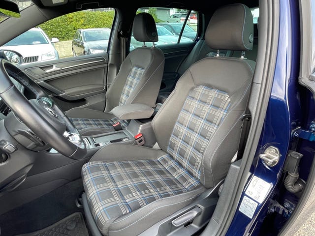 2018 VOLKSWAGEN GOLF - 9