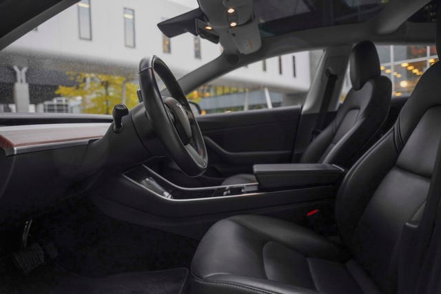 2019 TESLA MODEL 3 - 13