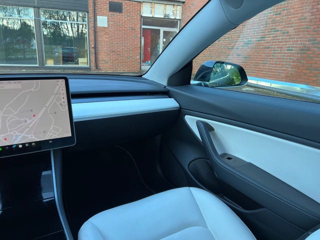 2019 TESLA MODEL 3 - 13