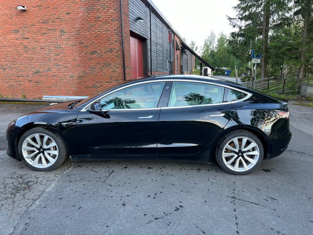 2019 TESLA MODEL 3 - 8