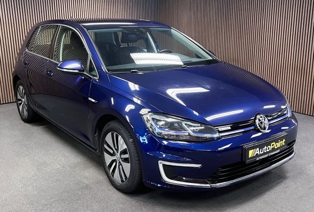 WVWZZZAUZJW905550 2018 VOLKSWAGEN GOLF-2
