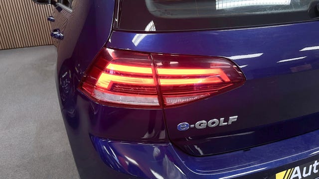 2018 VOLKSWAGEN GOLF - 9