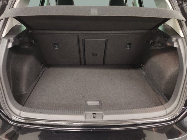 2019 VOLKSWAGEN GOLF - 30