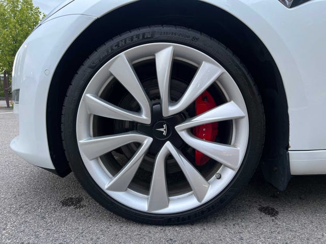 2019 TESLA MODEL 3 - 31