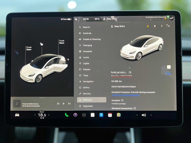 2019 TESLA MODEL 3 - 18