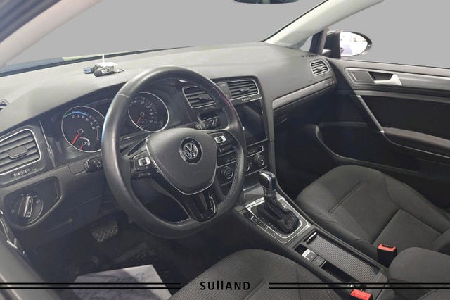 2019 VOLKSWAGEN GOLF - 9