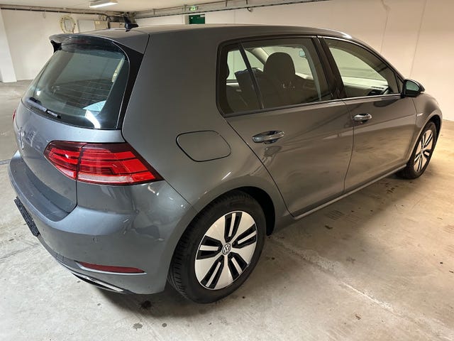 2018 VOLKSWAGEN GOLF - 12