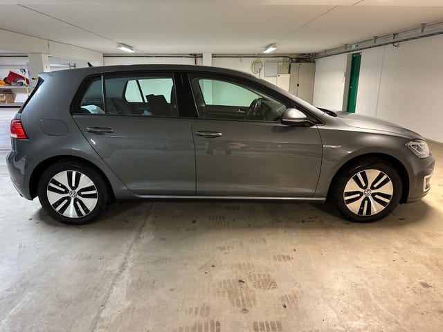 2018 VOLKSWAGEN GOLF - 10