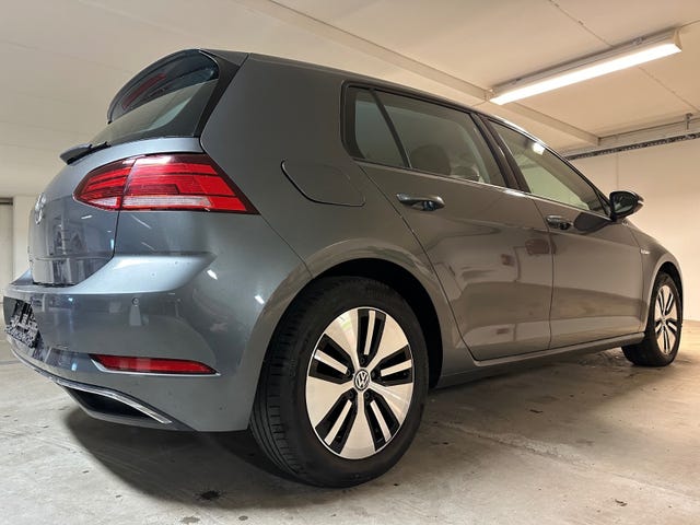 2018 VOLKSWAGEN GOLF - 11
