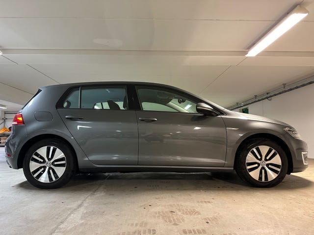2018 VOLKSWAGEN GOLF - 9
