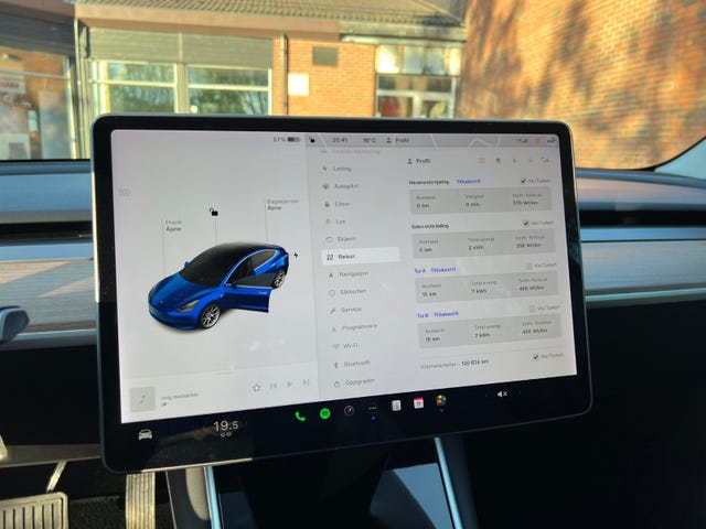2019 TESLA MODEL 3 - 25