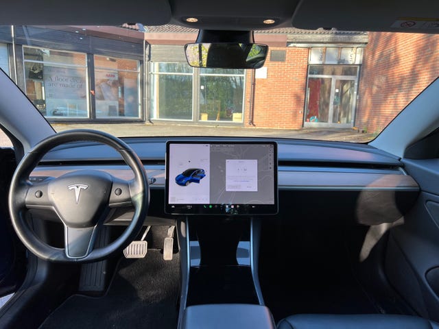 2019 TESLA MODEL 3 - 16