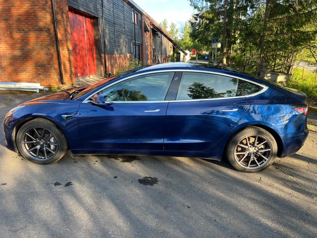 2019 TESLA MODEL 3 - 8