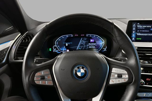 2021 BMW IX3 - 11