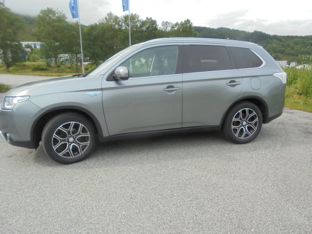 2015 MITSUBISHI OUTLANDER - 4