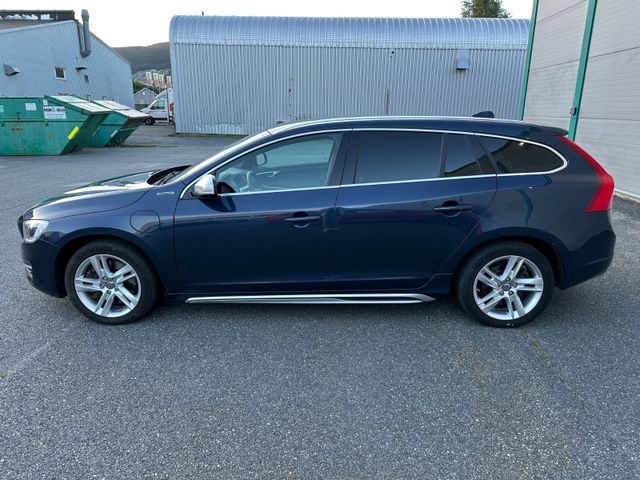 2014 VOLVO V60 - 11