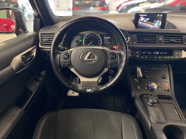 2019 LEXUS CT200H - 17