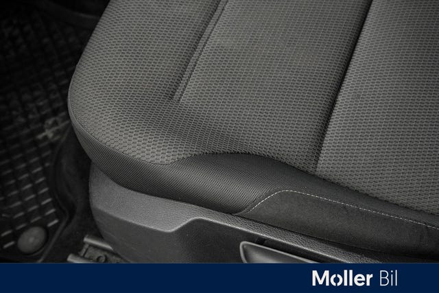 2019 VOLKSWAGEN GOLF - 18
