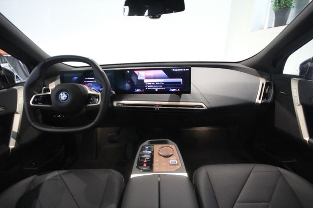 2022 BMW IX XDRIVE 50 - 18